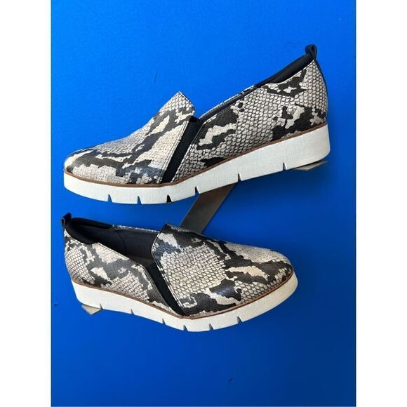 Dr. Scholl's Shoes - DR. SCHOLLS Snakeskin Print Be Free Energy Women’s Slip On Shoes Size 10